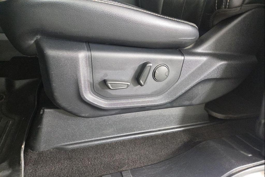 used 2019 Ford F-150 car, priced at $30,995