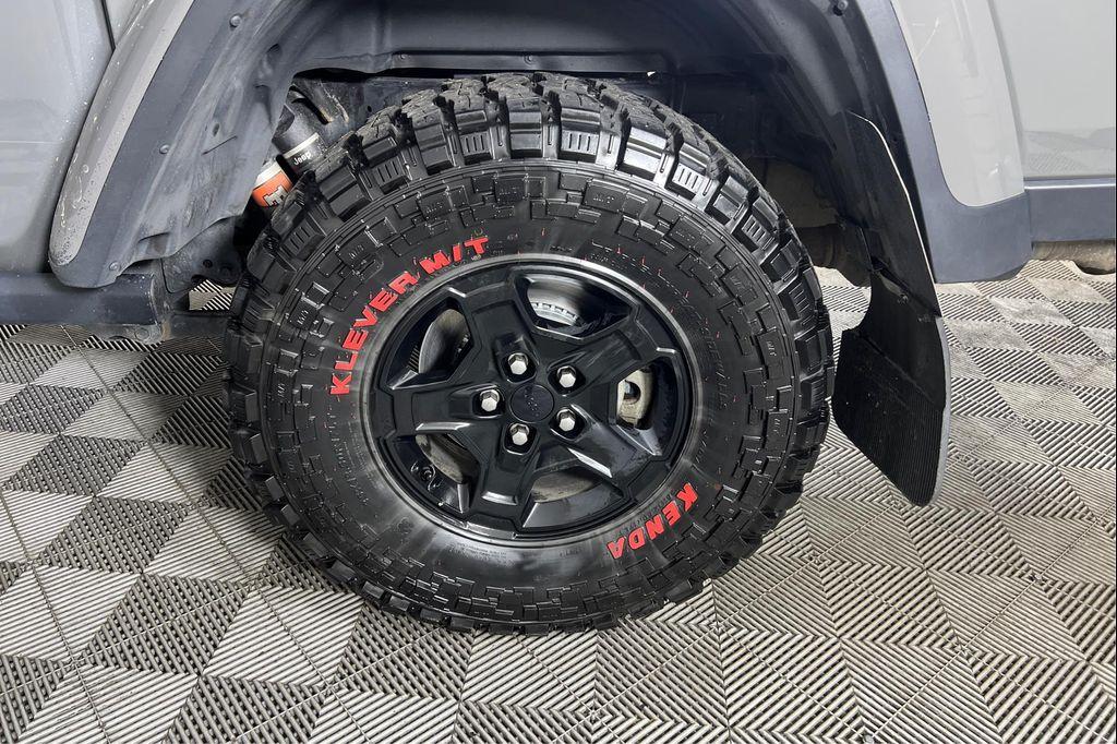 used 2021 Jeep Gladiator car, priced at $29,995