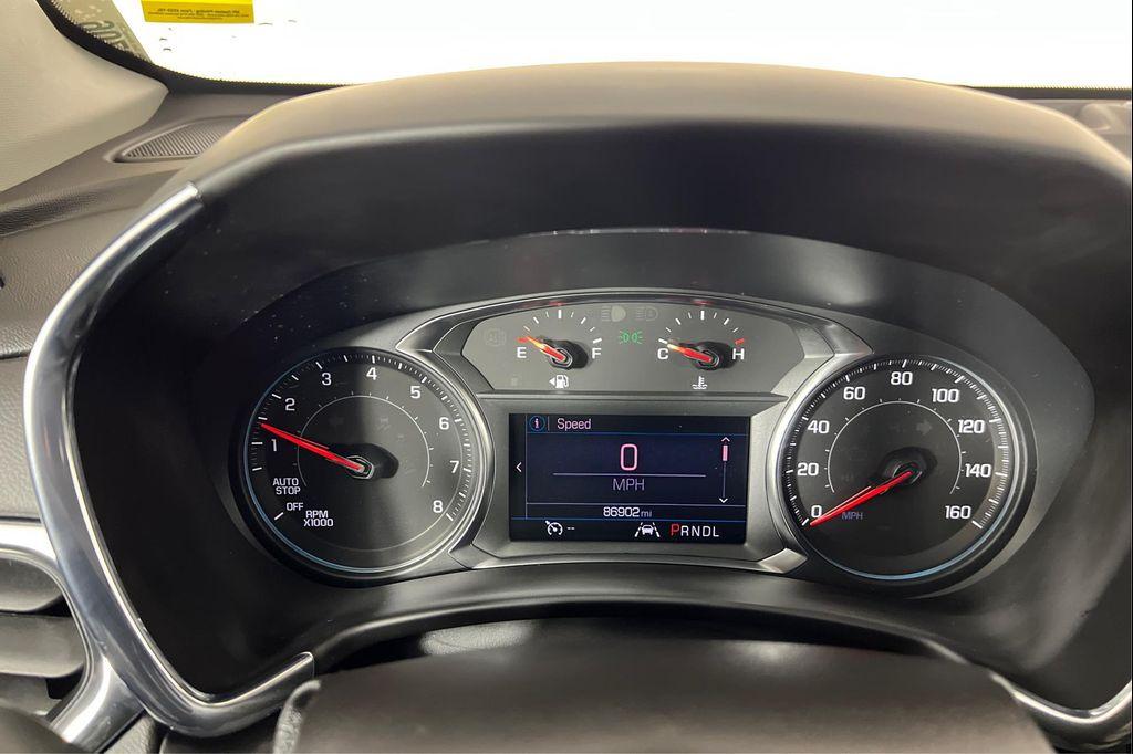 used 2023 Chevrolet Equinox car, priced at $17,995