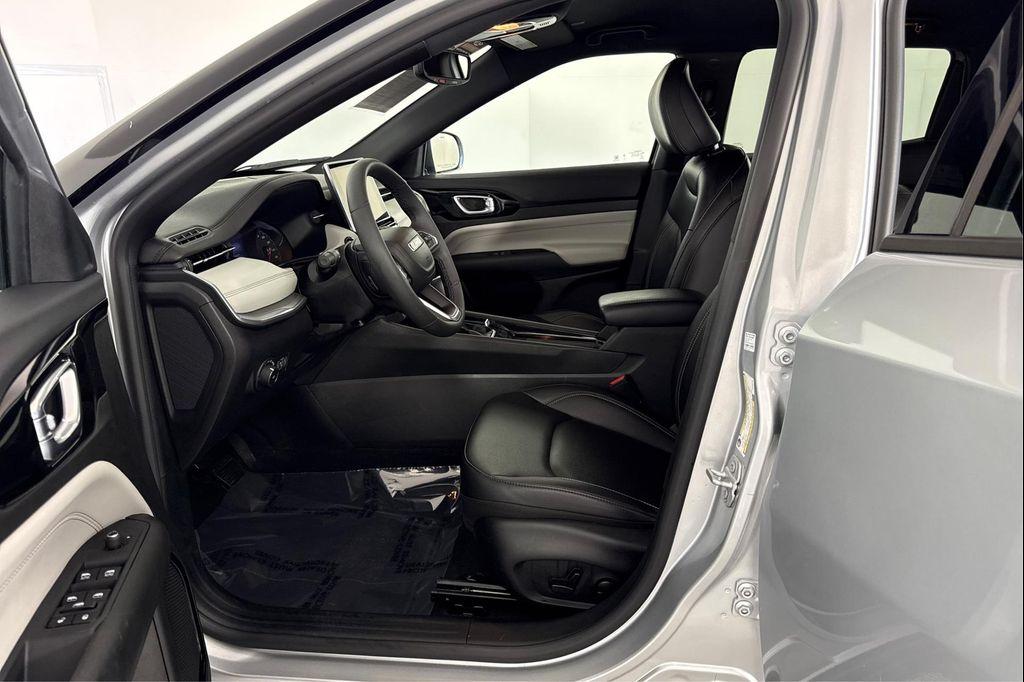 used 2025 Jeep Compass car, priced at $28,995