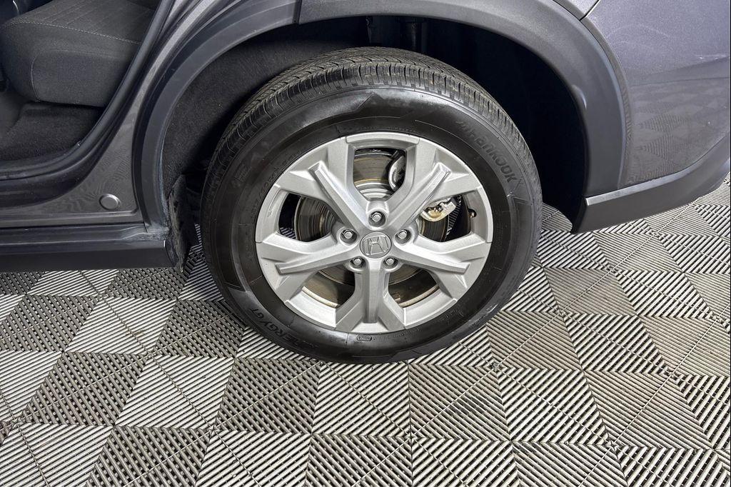 used 2025 Honda HR-V car, priced at $26,995