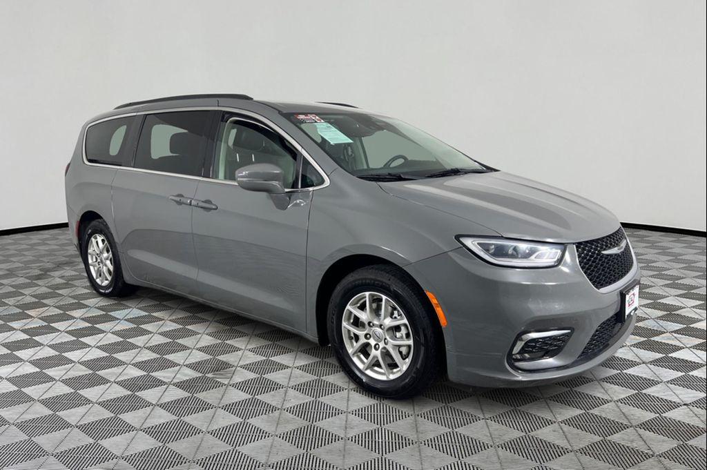 used 2022 Chrysler Pacifica car, priced at $22,995