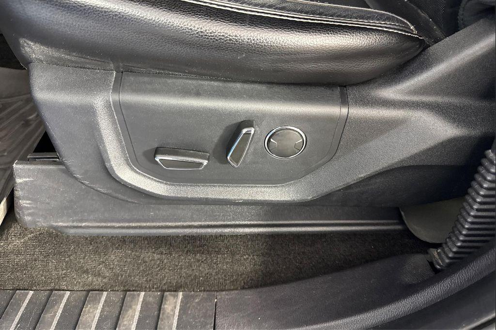 used 2015 Ford F-150 car, priced at $29,995