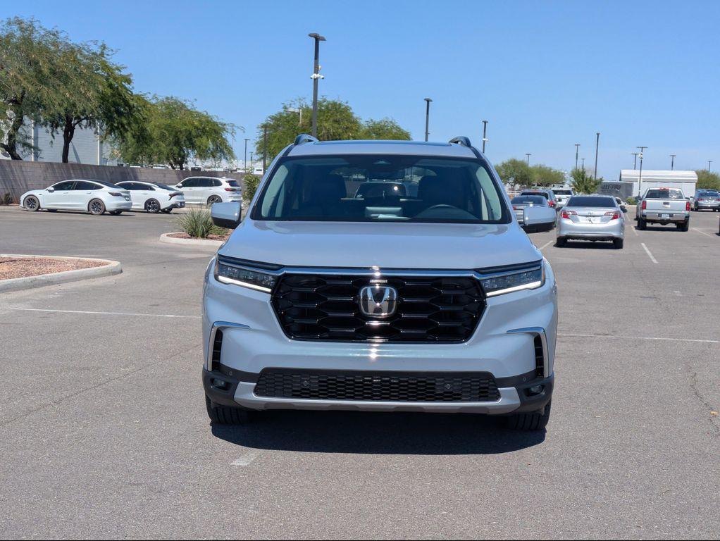used 2025 Honda Pilot car, priced at $44,393