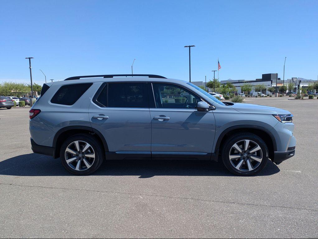 used 2025 Honda Pilot car, priced at $44,393