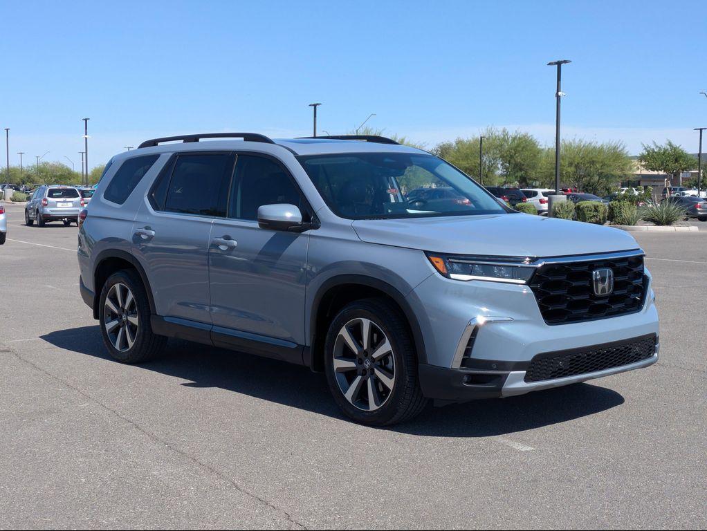 used 2025 Honda Pilot car, priced at $44,393