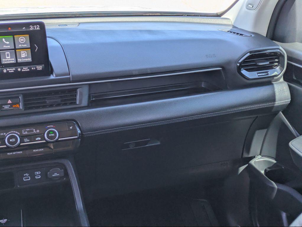 used 2025 Honda Pilot car, priced at $44,393
