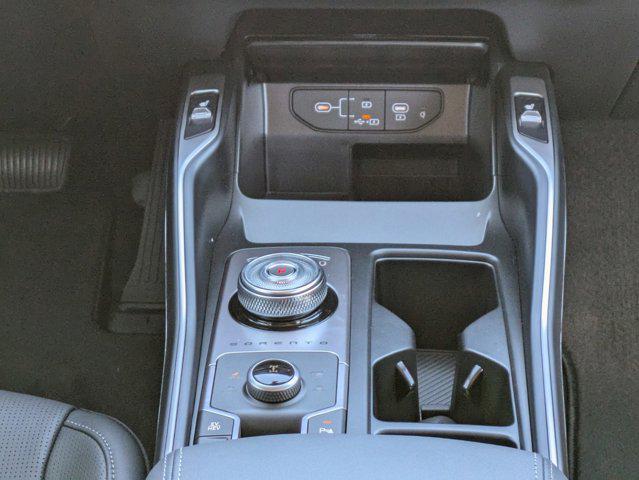 new 2025 Kia Sorento Plug-In Hybrid car, priced at $44,000