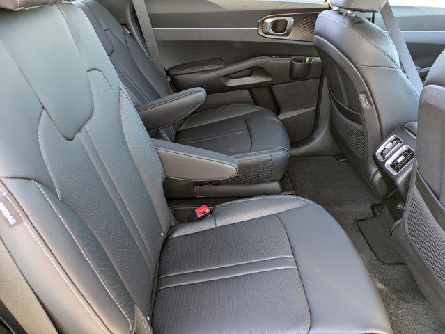 new 2025 Kia Sorento Plug-In Hybrid car, priced at $44,000