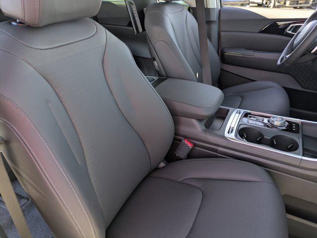 new 2026 Kia Carnival Hybrid car, priced at $55,277