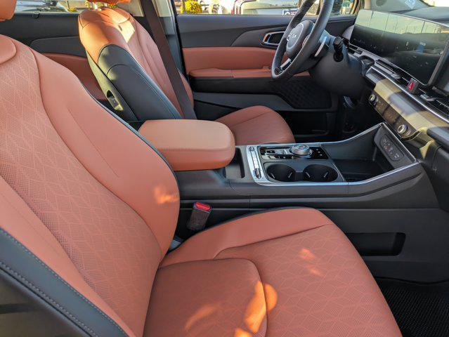 new 2026 Kia Carnival Hybrid car, priced at $48,350