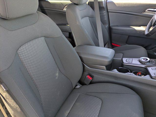 new 2026 Kia Sportage car, priced at $31,985