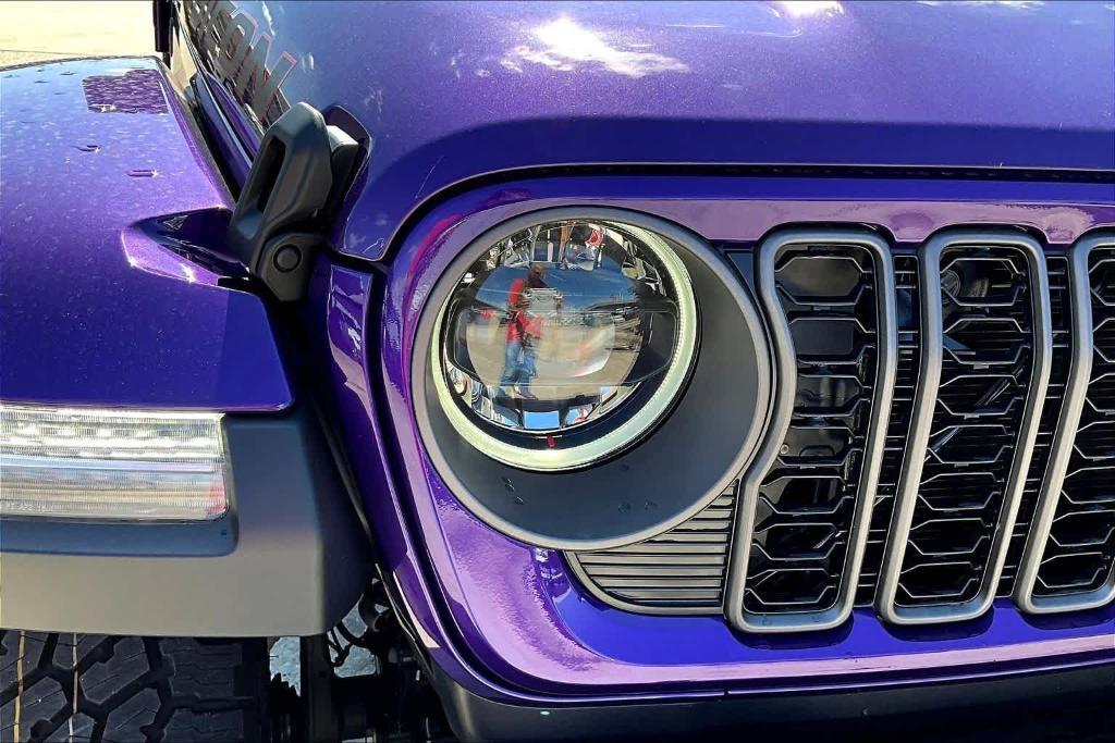 new 2026 Jeep Gladiator car, priced at $52,573