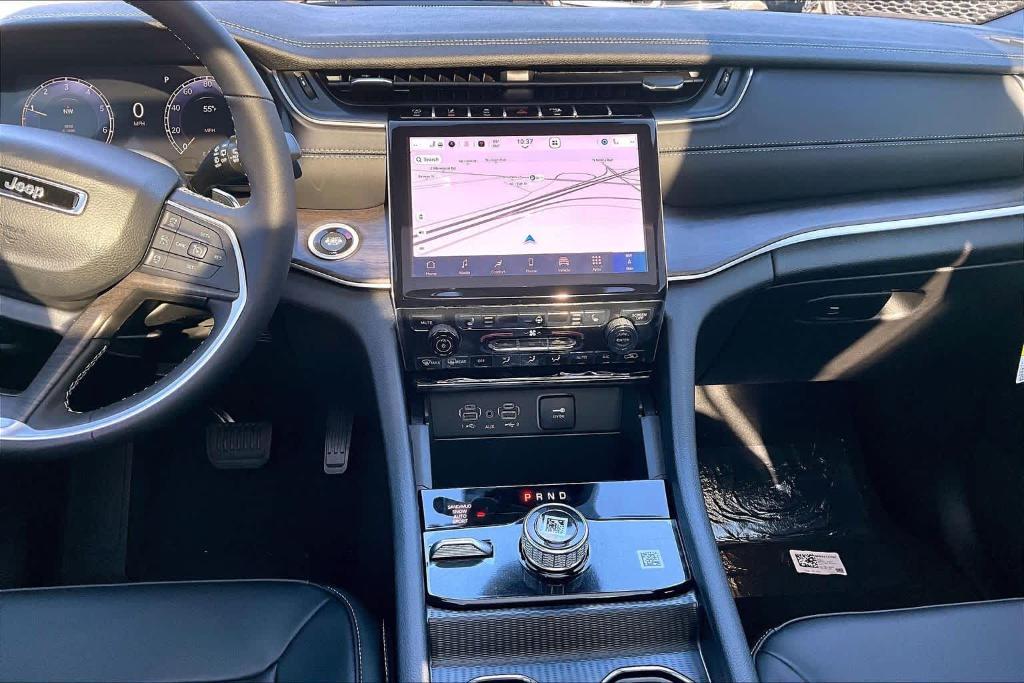 new 2025 Jeep Grand Cherokee car, priced at $44,335