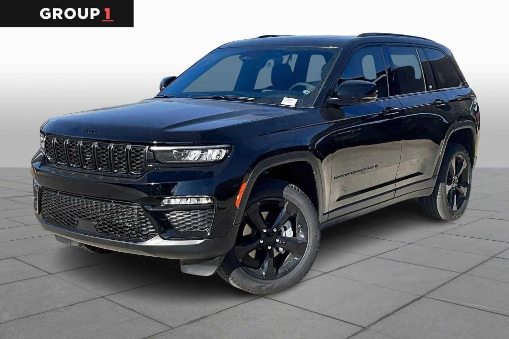 new 2025 Jeep Grand Cherokee car, priced at $44,335