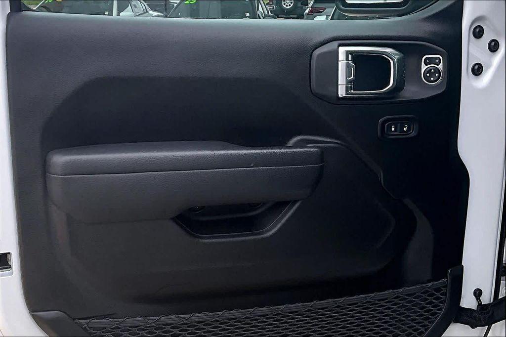 used 2025 Jeep Wrangler car, priced at $44,091