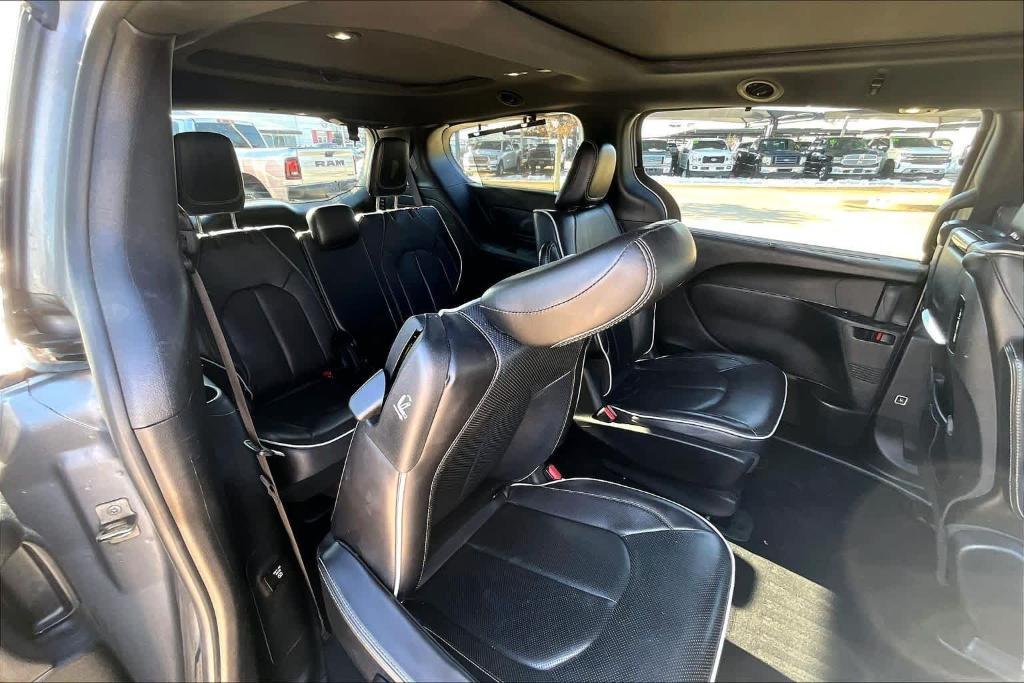 used 2020 Chrysler Pacifica Hybrid car, priced at $20,950