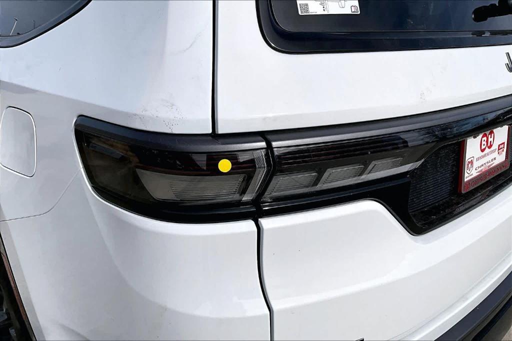 new 2026 Jeep Grand Wagoneer car, priced at $88,598