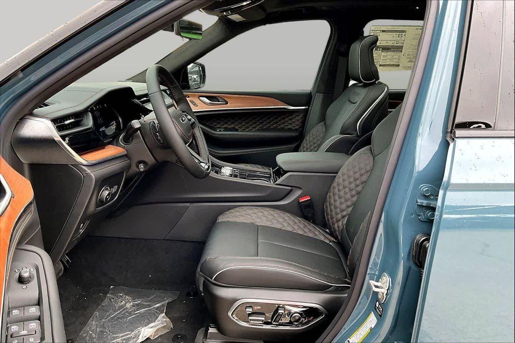 new 2026 Jeep Grand Cherokee car