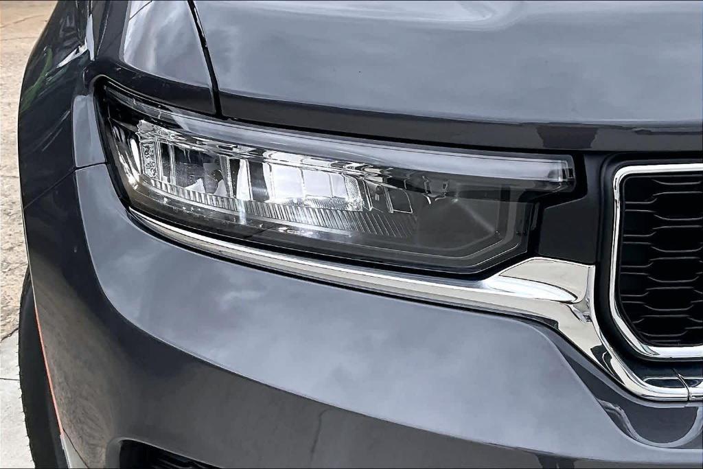 new 2025 Jeep Grand Cherokee car, priced at $36,868