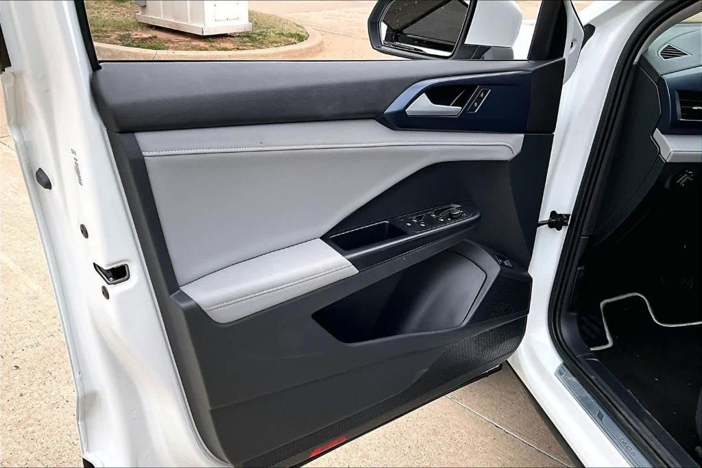 used 2024 Volkswagen Taos car, priced at $20,591
