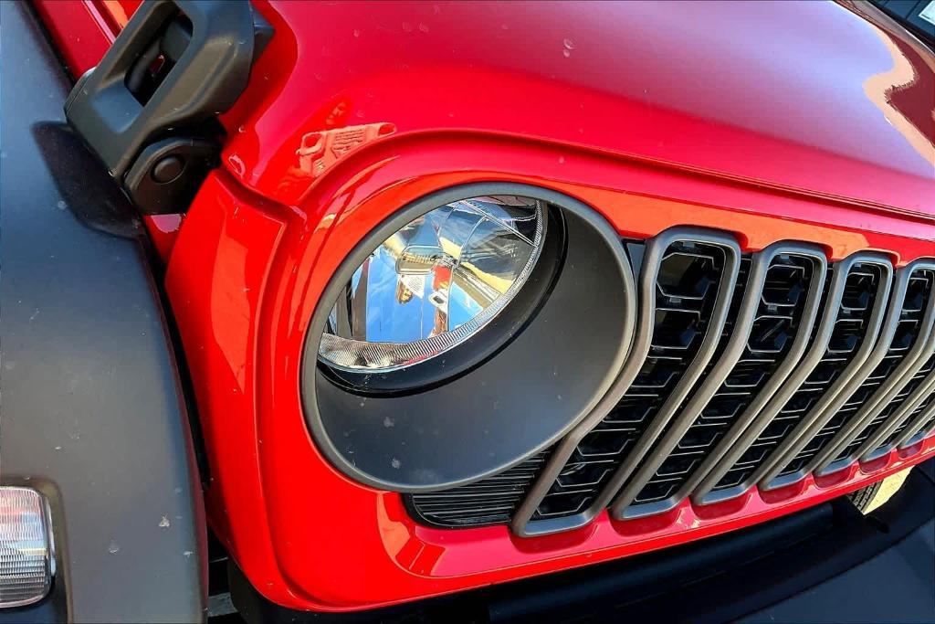 new 2026 Jeep Wrangler car, priced at $35,375