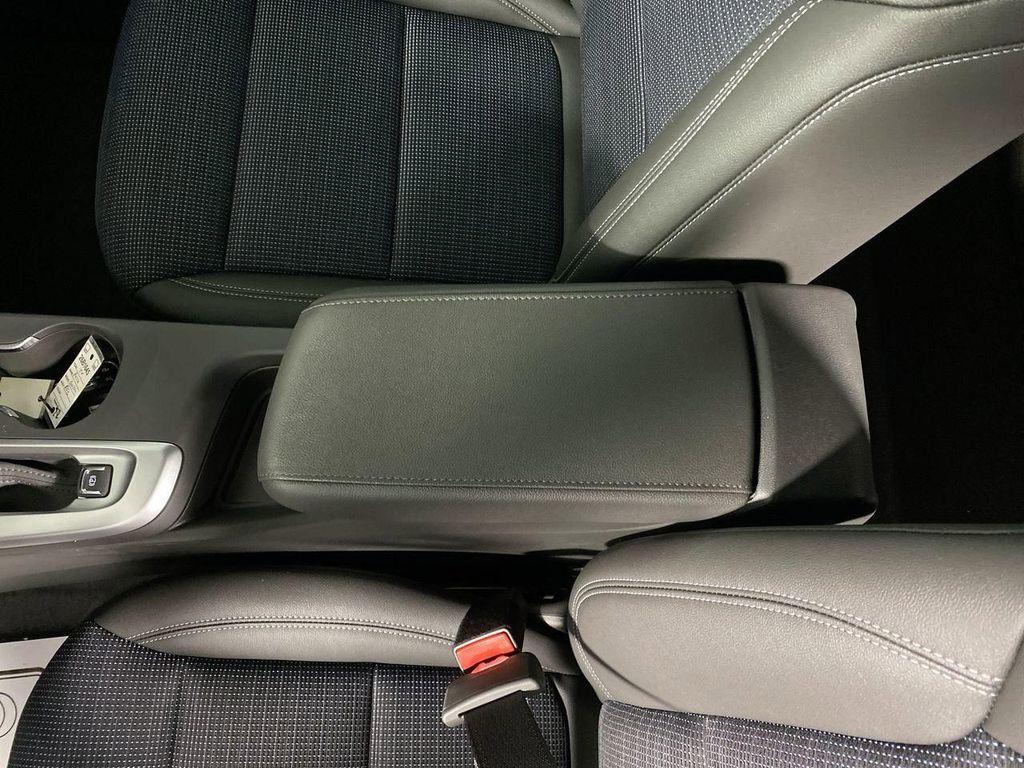 new 2026 Buick Envista car, priced at $27,045