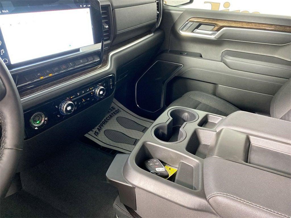 used 2023 GMC Sierra 1500 car, priced at $36,755