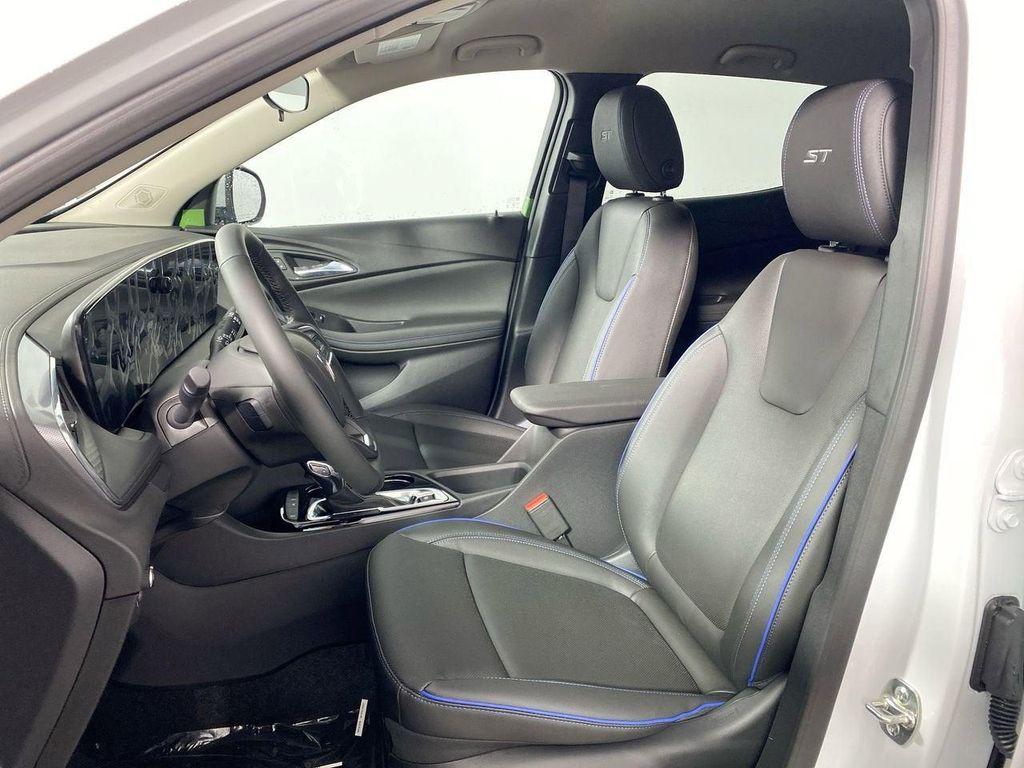 new 2026 Buick Encore GX car, priced at $26,749
