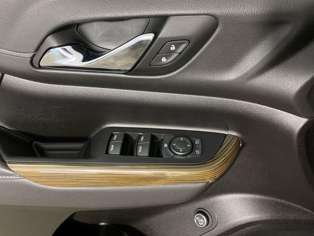used 2023 GMC Acadia car, priced at $30,895