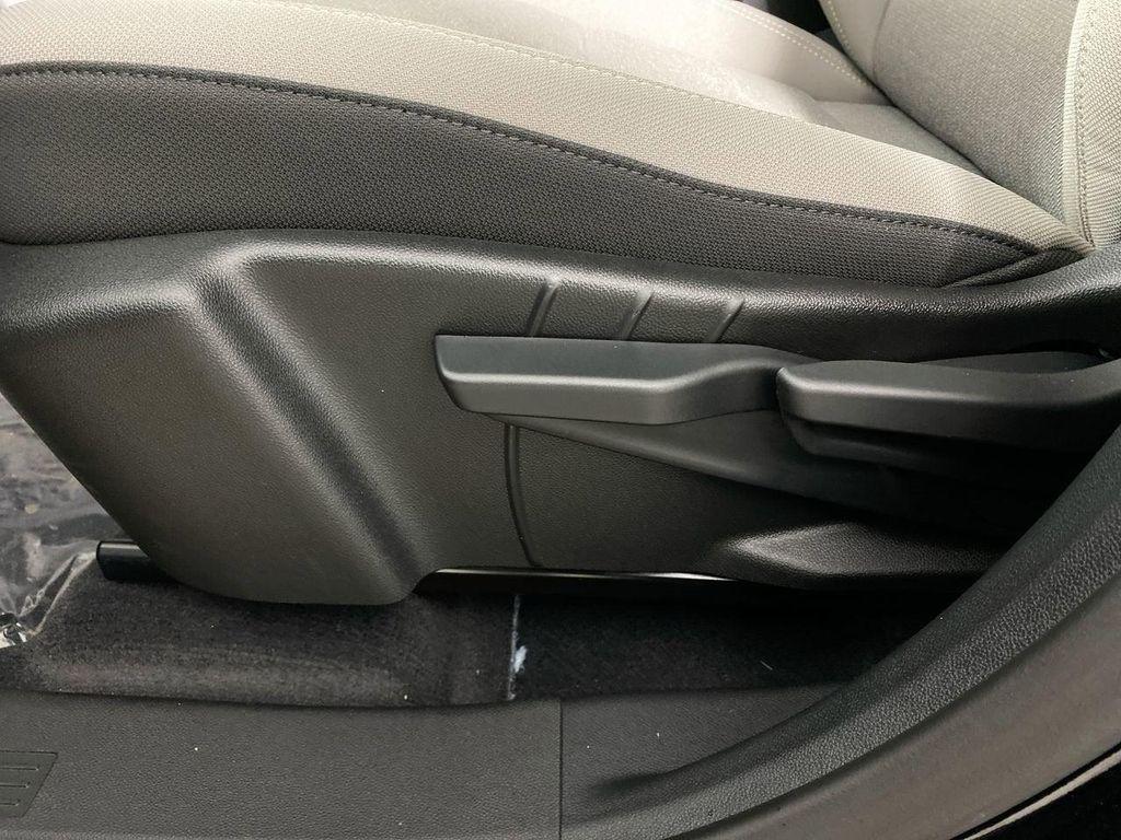 new 2025 GMC Terrain car, priced at $31,435