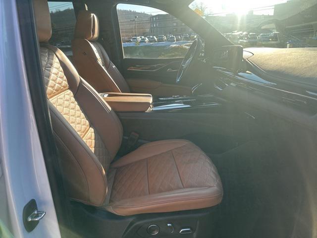 used 2023 Cadillac Escalade ESV car, priced at $65,958