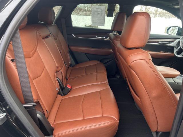 used 2021 Cadillac XT5 car, priced at $31,938