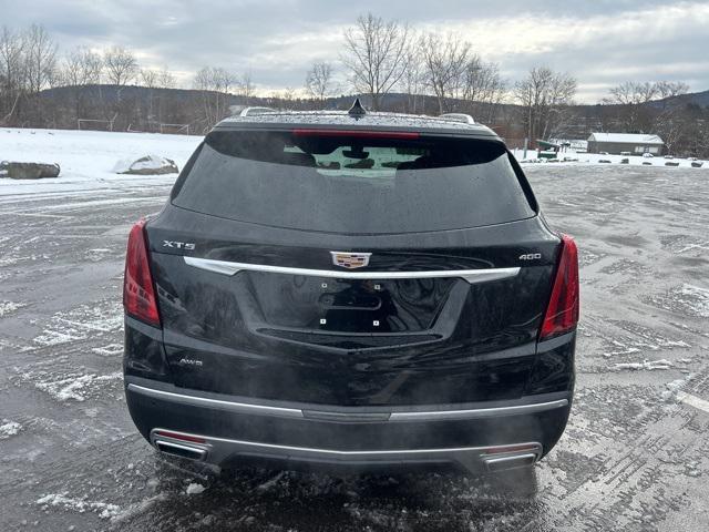 used 2021 Cadillac XT5 car, priced at $31,938