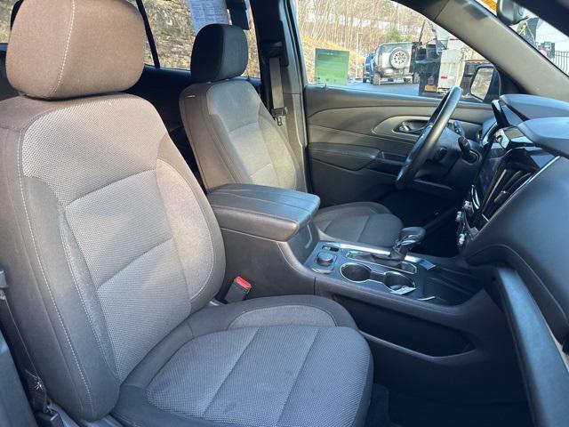 used 2023 Chevrolet Traverse car, priced at $32,933