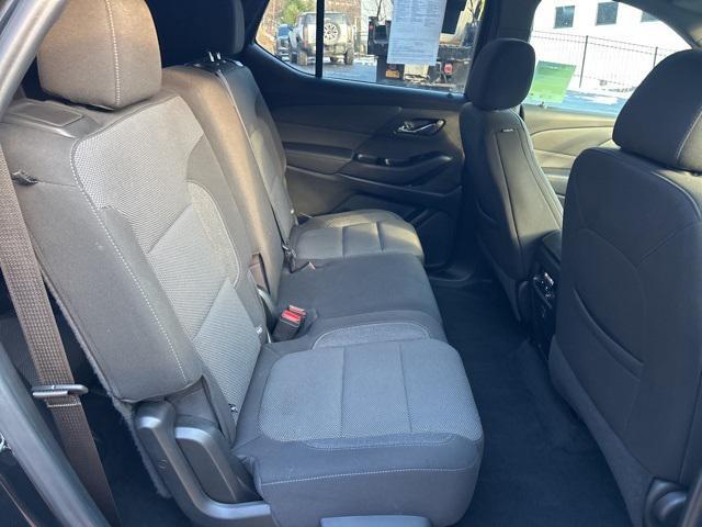 used 2023 Chevrolet Traverse car, priced at $32,933