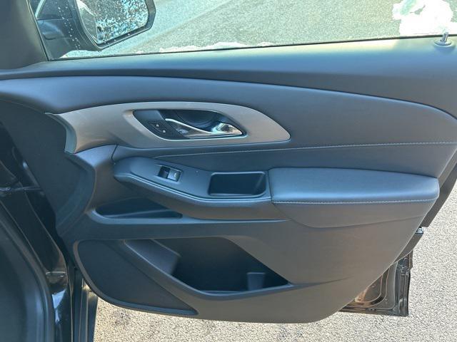 used 2023 Chevrolet Traverse car, priced at $32,933