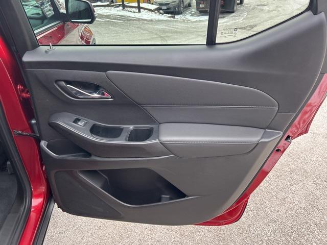 used 2023 Chevrolet Traverse car, priced at $28,932