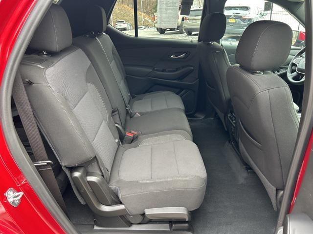 used 2023 Chevrolet Traverse car, priced at $28,932