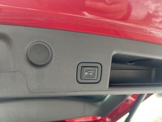 used 2023 Chevrolet Equinox car, priced at $24,926