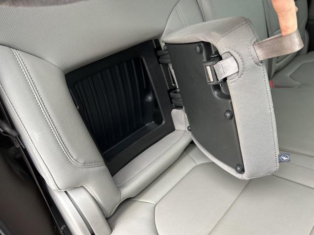 used 2021 GMC Sierra 1500 car, priced at $38,960