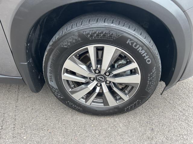 used 2023 Nissan Pathfinder car, priced at $31,938