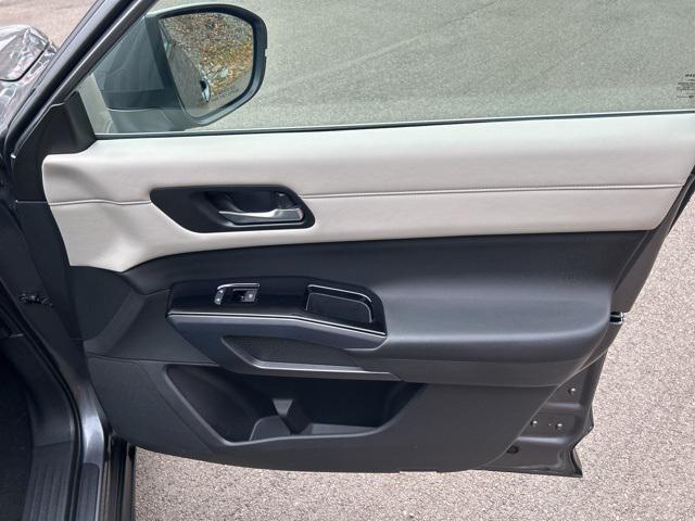 used 2023 Nissan Pathfinder car, priced at $31,938