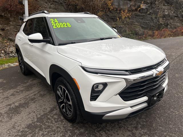 used 2024 Chevrolet TrailBlazer car, priced at $20,928