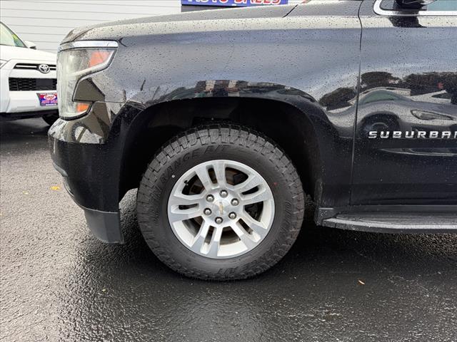 used 2020 Chevrolet Suburban car, priced at $26,888