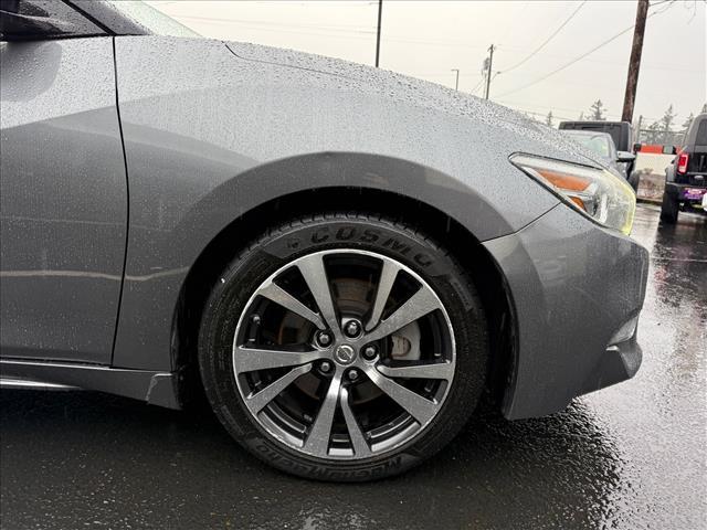 used 2017 Nissan Maxima car