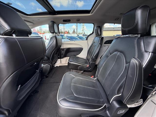 used 2021 Chrysler Pacifica car