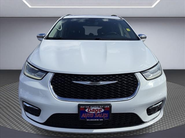 used 2021 Chrysler Pacifica car