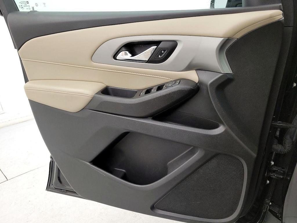 used 2022 Chevrolet Traverse car, priced at $24,998