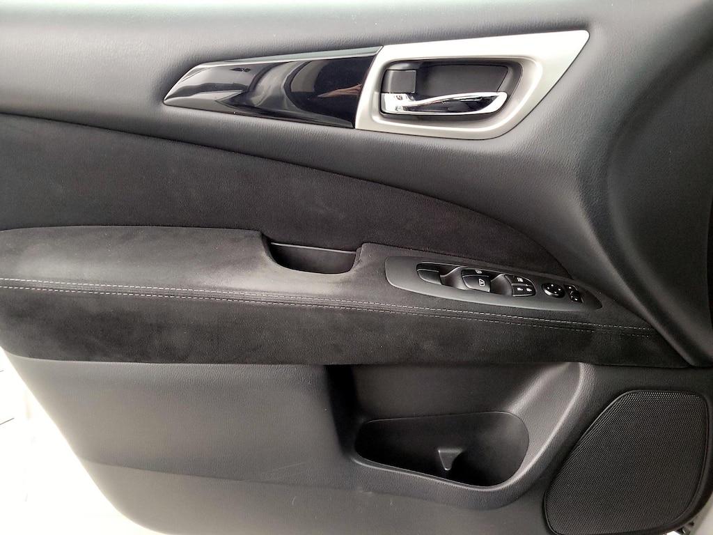 used 2014 Nissan Pathfinder car, priced at $11,998